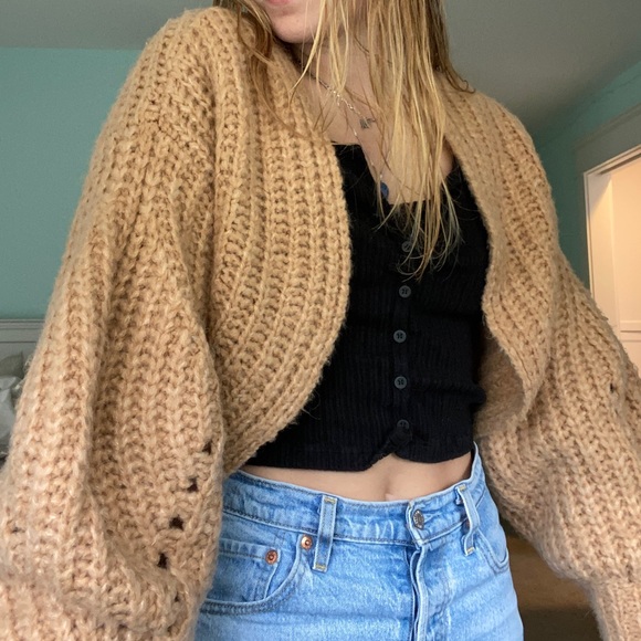 Anthropologie Sweaters - Anthropology cropped cardigan